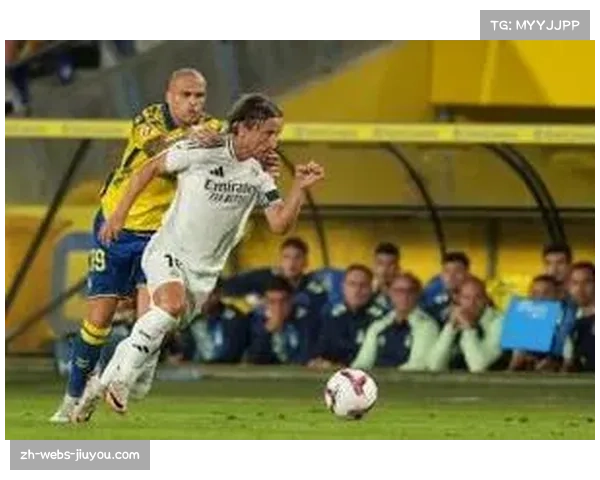 皇马六球横扫摩纳哥 维尼修斯传射闪耀伯纳乌球场